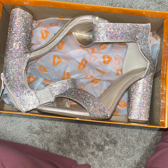 Gianni Bini Multicolor Glitter Heels - Picture 6 of 7